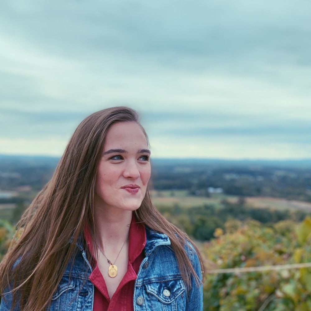 Meet your Posher, Elizabeth